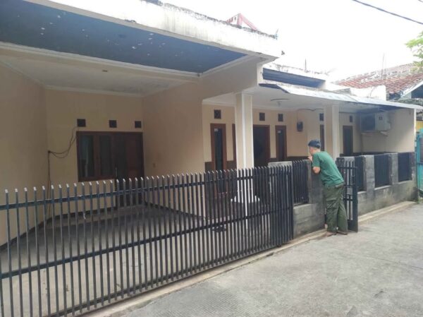 [RBT094] Dijual Cepat Rumah Second Lokasi Antapani Kidul Dekat Kiaracondong Siap Huni - Gambar 4