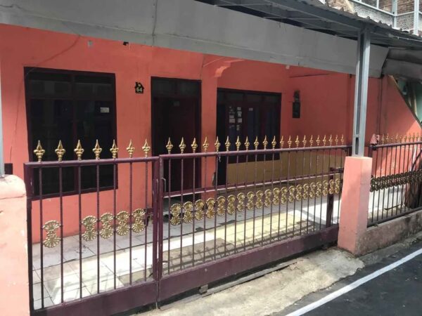 [RBT132] Dijual Rumah 2 Lantai Pinggir Jalan Lokasi Strategis Antapani - Gambar 3