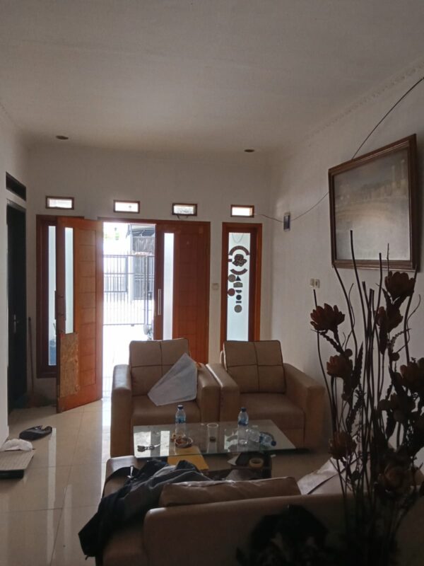 [RBT019] Dijual Rumah 2 Lantai Strategis di Arcamanik - Gambar 2