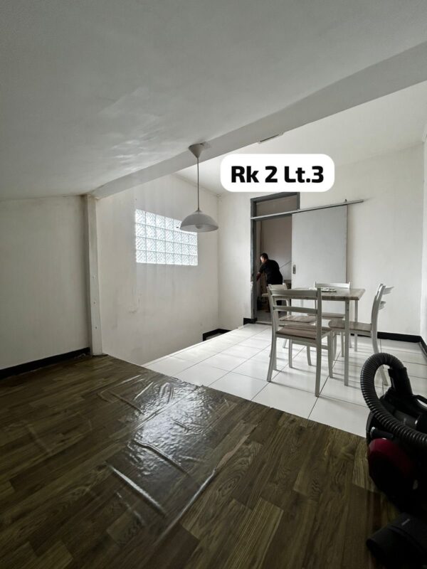 [RBT046] Dijual Tiga Ruko 3 Lantai di Antapani - Gambar 23