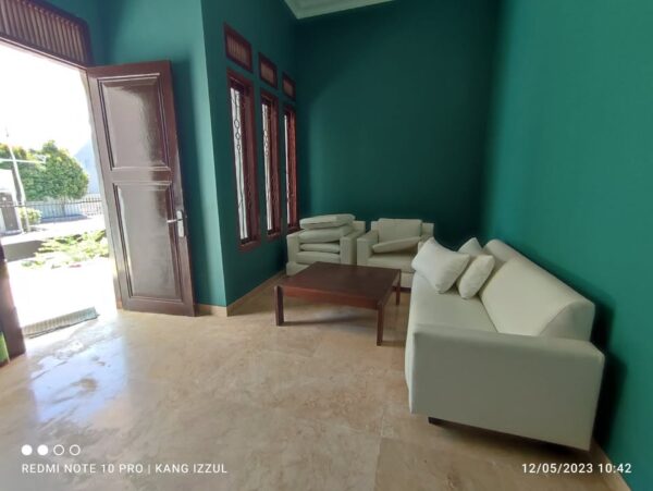[RBT095] Di Jual Rumah Mewah Siap Huni 2 Lantai di Antapani Kota Bandung - Gambar 2