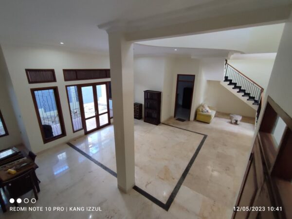 [RBT095] Di Jual Rumah Mewah Siap Huni 2 Lantai di Antapani Kota Bandung - Gambar 5