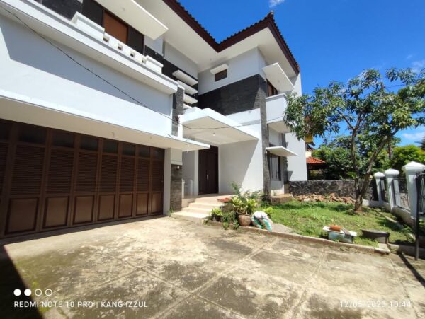 [RBT095] Di Jual Rumah Mewah Siap Huni 2 Lantai di Antapani Kota Bandung - Gambar 7
