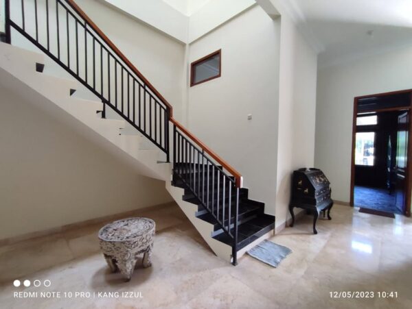[RBT095] Di Jual Rumah Mewah Siap Huni 2 Lantai di Antapani Kota Bandung - Gambar 9