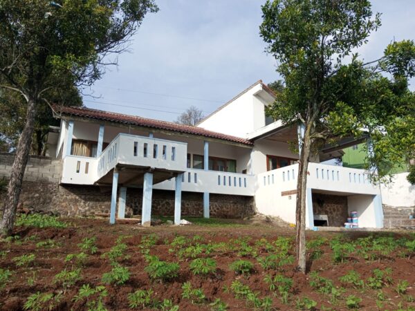 [RBT007] Dijual Rumah Semi Villa di Cibiru - Gambar 3