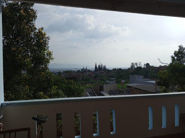 [RBT007] Dijual Rumah Semi Villa di Cibiru - Gambar 9