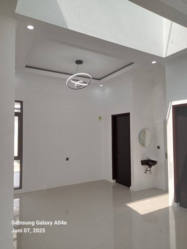 [RBT111] DI JUAL RUMAH SIAP HUNI DI CIBIRU - Gambar 5