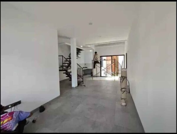 [RBT133] Jual Rumah BARU TROPICAL Desain di Antapani kota Bandung harga MENARIK - Gambar 5