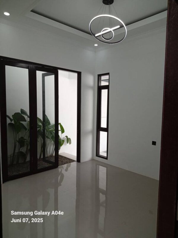 [RBT111] DI JUAL RUMAH SIAP HUNI DI CIBIRU - Gambar 8