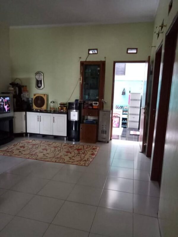 [RBT149] RUMAH LUAS SEMI FURNISHED UJUNG BERUNG BANDUNG - Gambar 2
