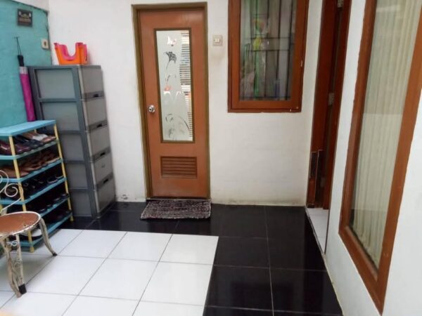 [RBT149] RUMAH LUAS SEMI FURNISHED UJUNG BERUNG BANDUNG - Gambar 4
