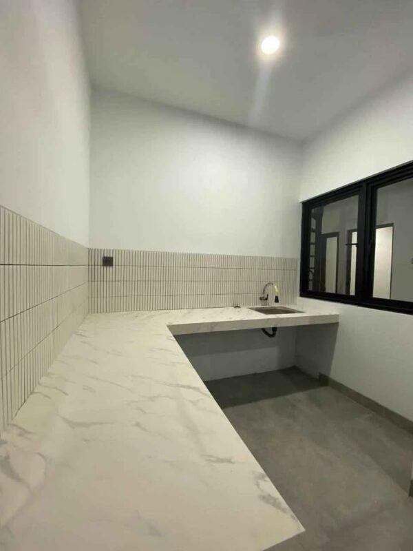 [RBT102] Dijual Rumah Baru Modern Tropis di Antapani 2 Lantai Dengan Konsep Open Space - Gambar 6