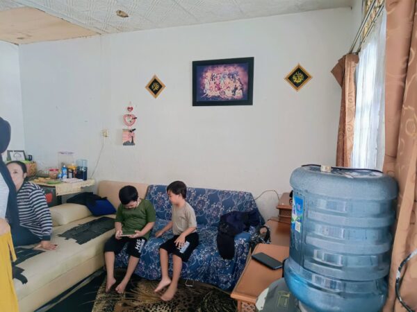 [RBT052] Dijual Rumah di Komplek Girimande Mandalajati - Gambar 2