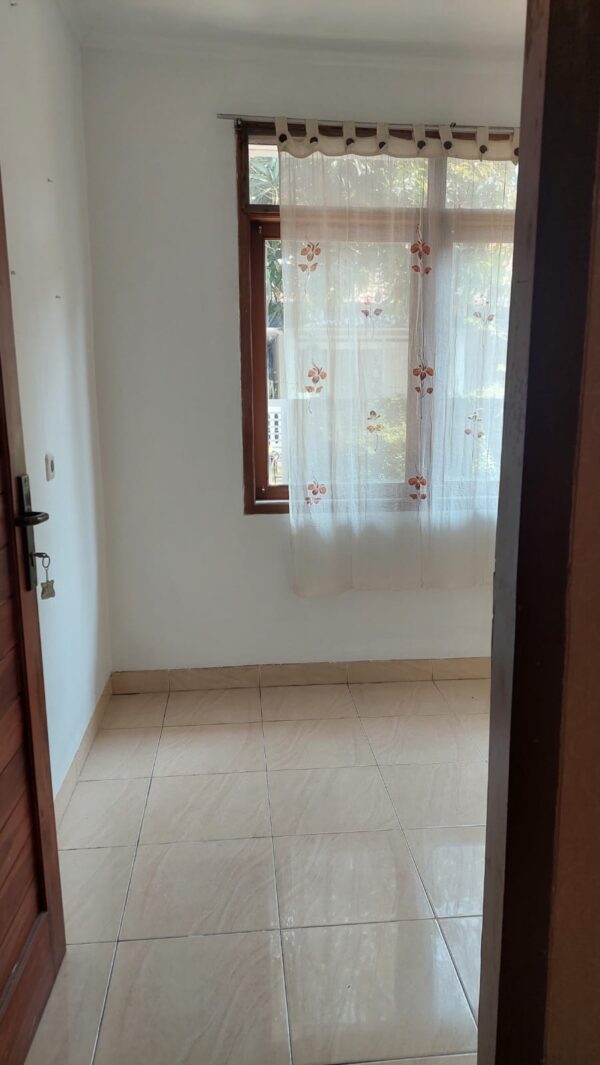 [RBT010] Dijual Rumah di Antapani Cisaranten Kulon Bandung - Gambar 11
