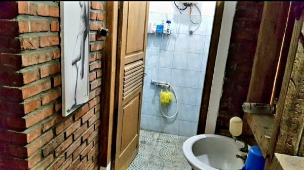 [RBT031] Dijual Cepat Rumah Bernuansa Bali 4 Lantai Siap Huni - Gambar 8