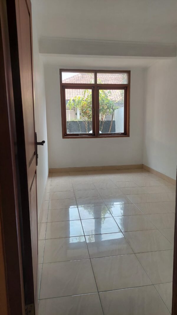 [RBT010] Dijual Rumah di Antapani Cisaranten Kulon Bandung - Gambar 13
