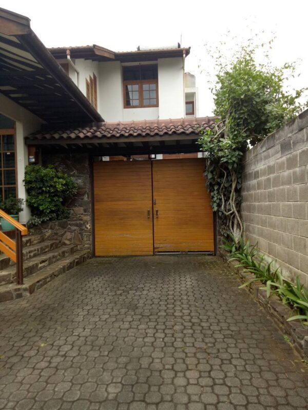 [RBT280] Jual Rumah Nyaman di Cidadap - Gambar 2