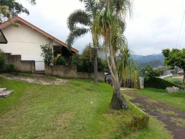 [RBT281] Dijual Rumah Kel Ciumbuleuit Kec Cidadap Kota Bandung View Bagus - Gambar 4