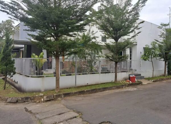 [RBT503] Dijual Rumah Posisi Hook di Bumi Adipura Gedebage - Gambar 5