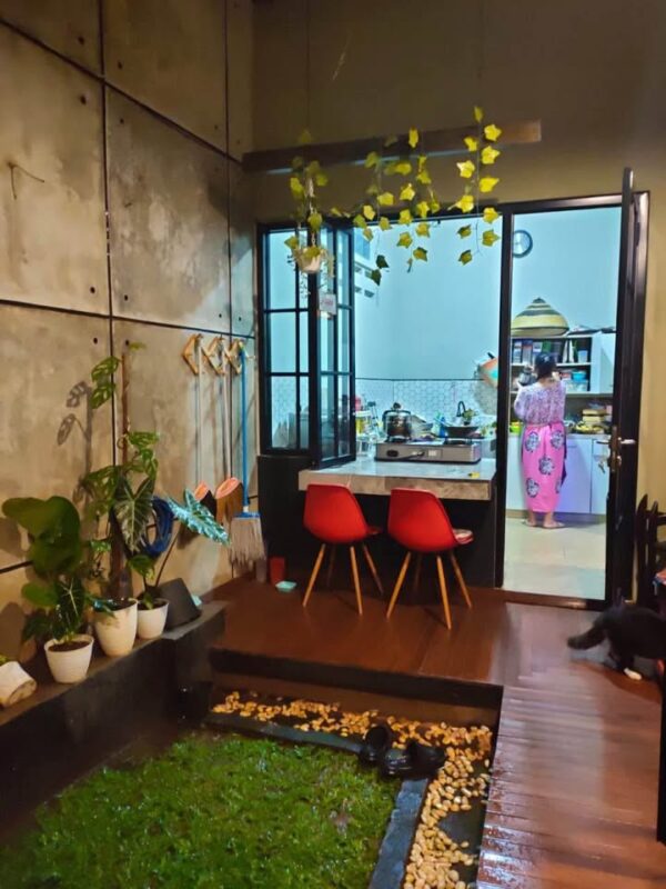 [RBT452] Rumah Mewah 2 Lantai di Komplek Padasuka Bandung - Gambar 3