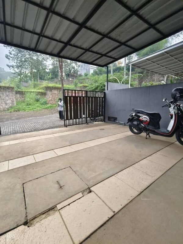 [RBT233] Rumah Second Terawat di Cluster Padasuka Bandung - Gambar 4