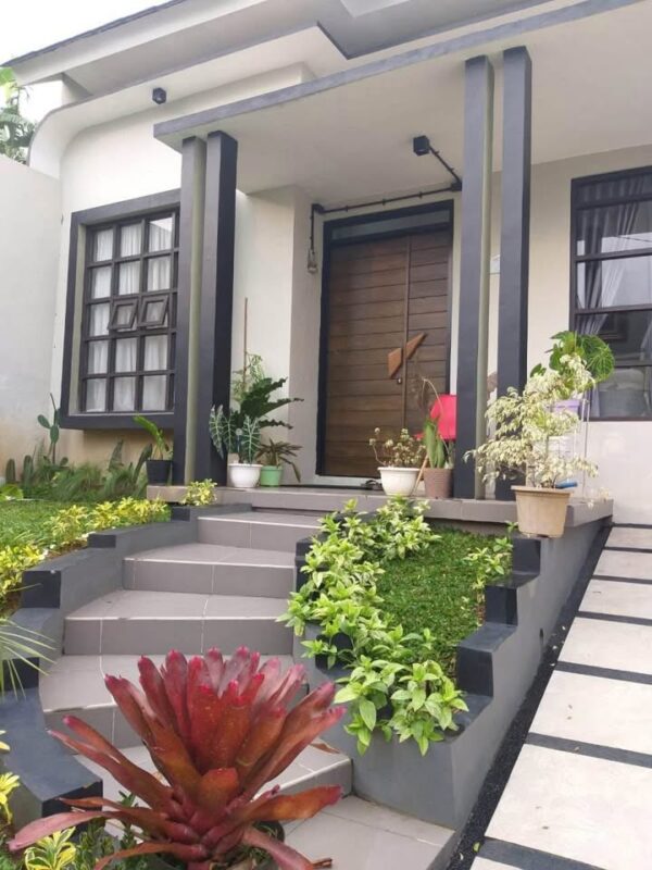 [RBT452] Rumah Mewah 2 Lantai di Komplek Padasuka Bandung