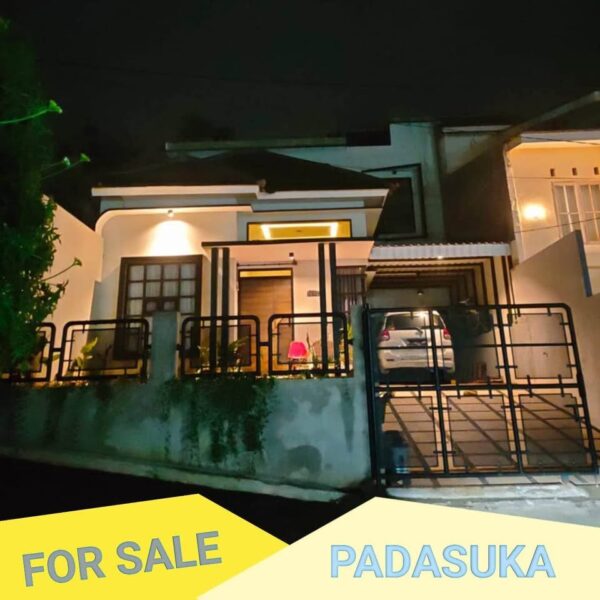 [RBT452] Rumah Mewah 2 Lantai di Komplek Padasuka Bandung - Gambar 7