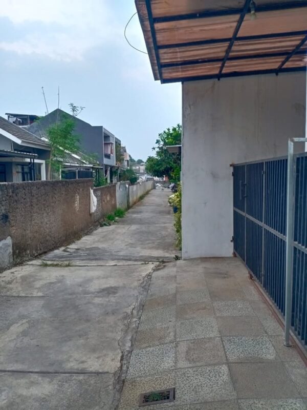 [RBT572] Rumah Second Luas di Jatihandap - Gambar 19
