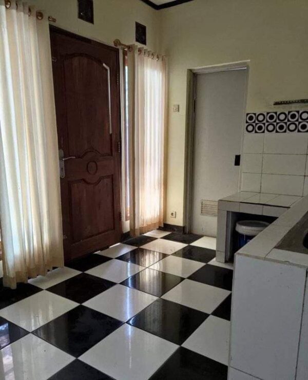 [RBT572] Rumah Second Luas di Jatihandap - Gambar 9