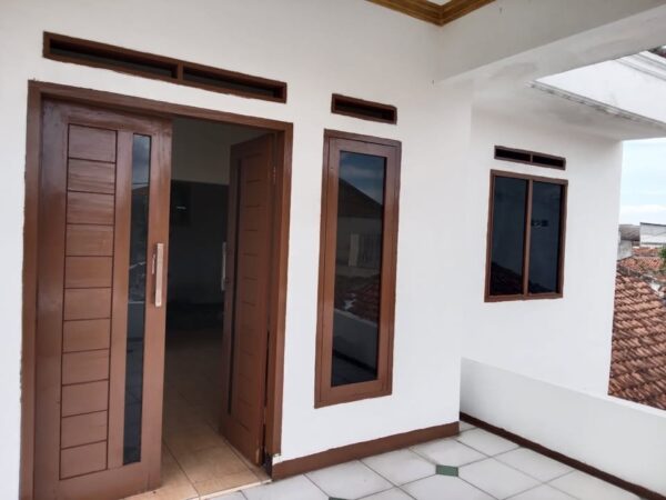[RBT208] Dijual Rumah 2 Lantai di Gedebage, Bandung Timur - Gambar 4