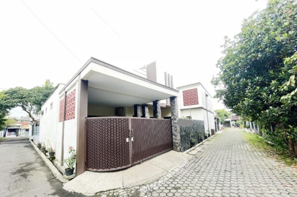 [RBT203] Jual Rumah Dekat Summarecon Bandung dan Metro Indah Mall - Gambar 8