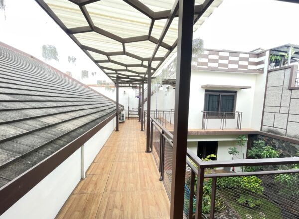 [RBT203] Jual Rumah Dekat Summarecon Bandung dan Metro Indah Mall - Gambar 10