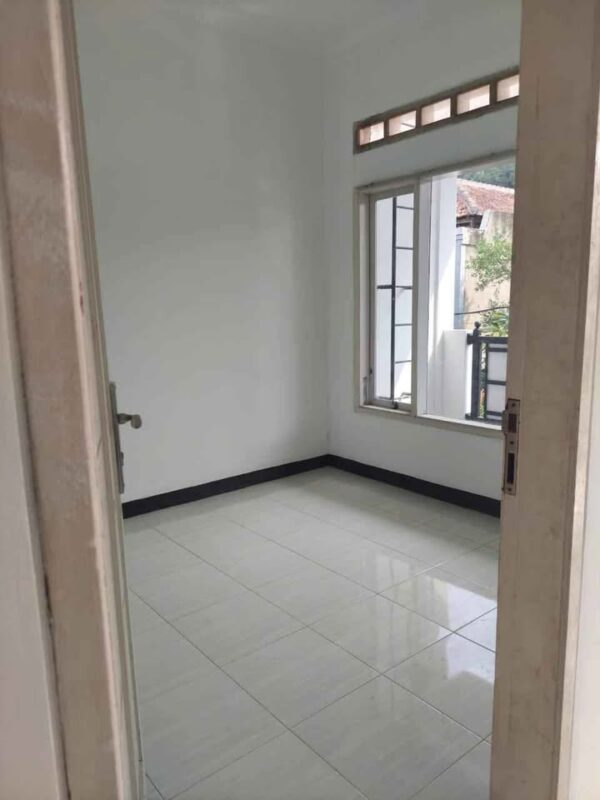 [RBT375] Jual Rumah Daerah Cicaheum Bandung - Gambar 10