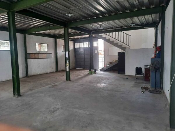 [RBT438] Dijual Cepat Ruko Mainroad di Ujungberung Cocok Buat Toko atau Gudang - Gambar 4