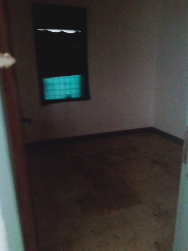 [RBT443] Dijual Cepat Rumah Lama di Area Jl Bulutangkis Komplek Arcamanik Endah Sukamiskin, Kota Bandung - Gambar 2
