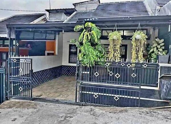 [RBT292] Jual Rumah Modern dan Cantik di UjungBerung Bandung - Gambar 2