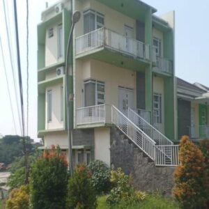 [RBT374] Rumah Bersih Terawat 3 Lantai di Padasuka Cicaheum Bandung