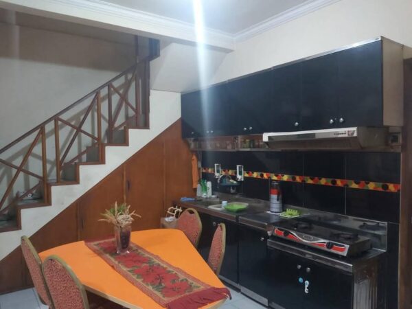 [RBT325] Dijual Rumah Second 2 Lantai Posisi Hook di Perumahan Adipura Gedebage Kota Bandung - Gambar 8