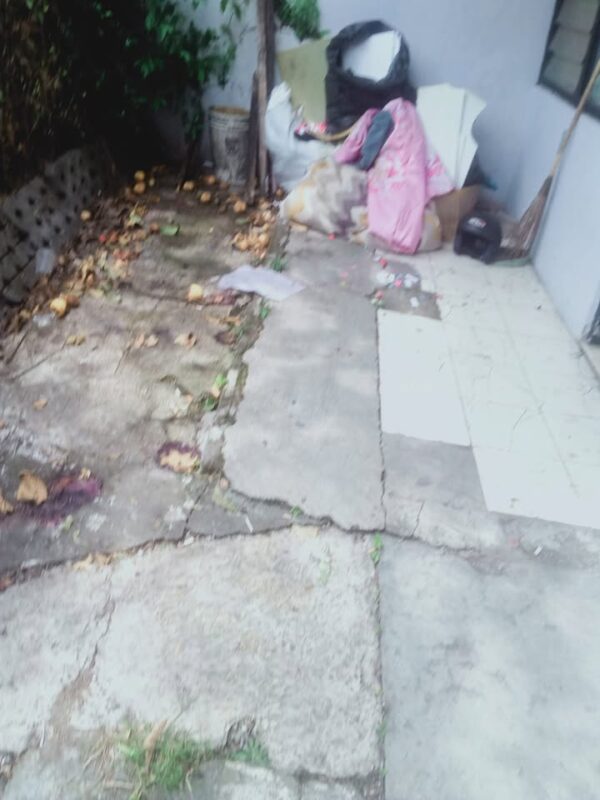 [RBT443] Dijual Cepat Rumah Lama di Area Jl Bulutangkis Komplek Arcamanik Endah Sukamiskin, Kota Bandung - Gambar 4