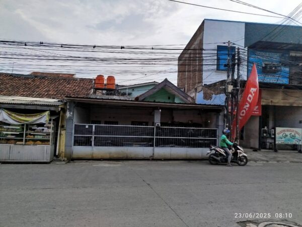 [RBT311] Dijual Cepat Rumah Pinggir Jalan Besar Kiacacondong Kota Banndung