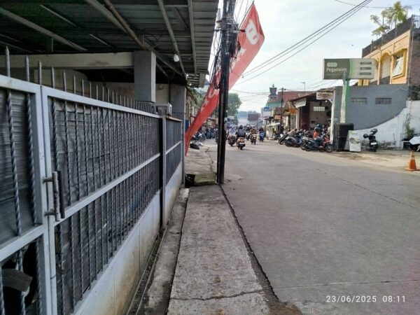 [RBT311] Dijual Cepat Rumah Pinggir Jalan Besar Kiacacondong Kota Banndung - Gambar 2
