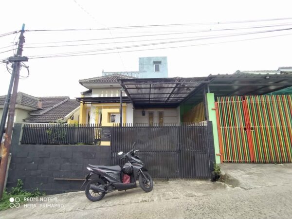 [RBT216] Dijual Rumah Komplek Jatihandap