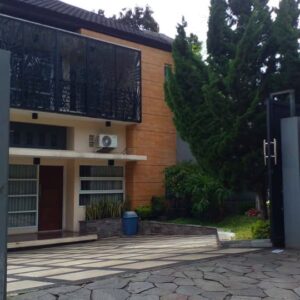 [RBT453] Rumah Asri Keren di Padasuka Jalan Utama Kawasan Sejuk Dan Strategis