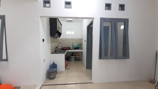 [RBT243] Rumah MURAH Siap Huni 3 Kamar Tidur di Cisaranten Arcamanik - Gambar 2