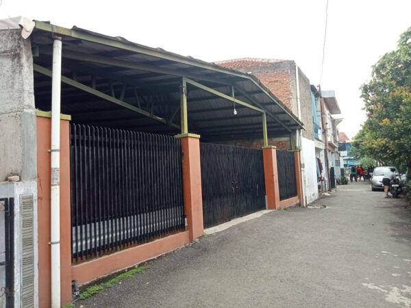 [RBT313] Dijual Garasi (Kontrakan Garasi) Luas 140m² di Kiaracondong - Gambar 2