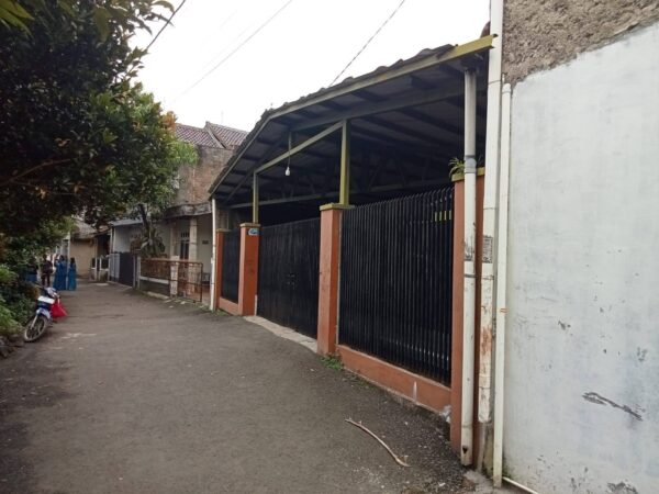 [RBT313] Dijual Garasi (Kontrakan Garasi) Luas 140m² di Kiaracondong - Gambar 6