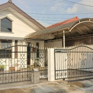 [RBT244] Rumah Luas Terawat 1 Lantai di Komplek Arcamanik dekat Jl. AH. Nasution Bandung