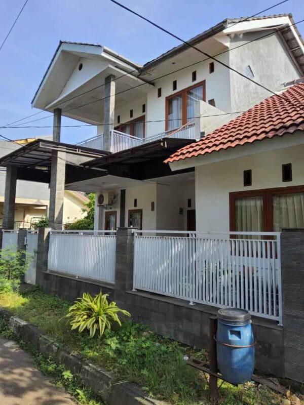 [RBT328] Rumah Strategis di Kota Bandung Komplek Bumi Adipura