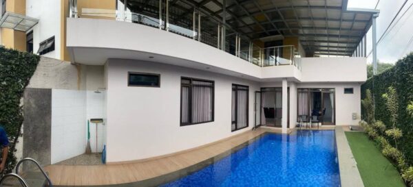 [RBT340] DIJUAL CEPAT VILLA DI CILEUNYI ADA KOLAM RENANG - Gambar 5