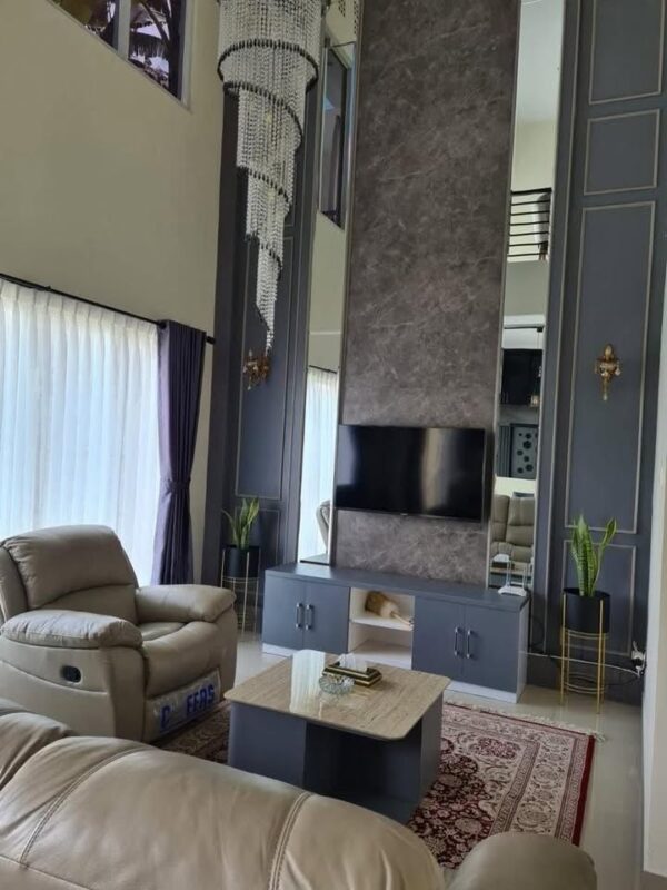 [RBT242] Rumah Mewah Luas di Padasuka Atas Bandung - Gambar 10